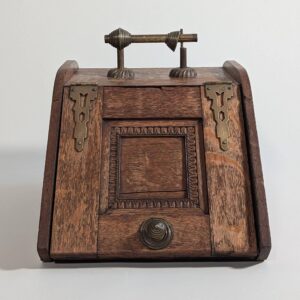 Caja De Carbon Victoriana Siglo XIX