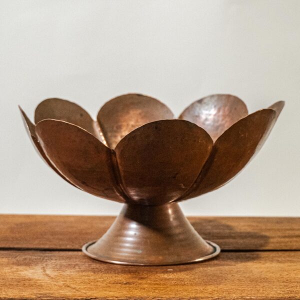 Frutero o Centro de Mesa Decorativa en Bronce