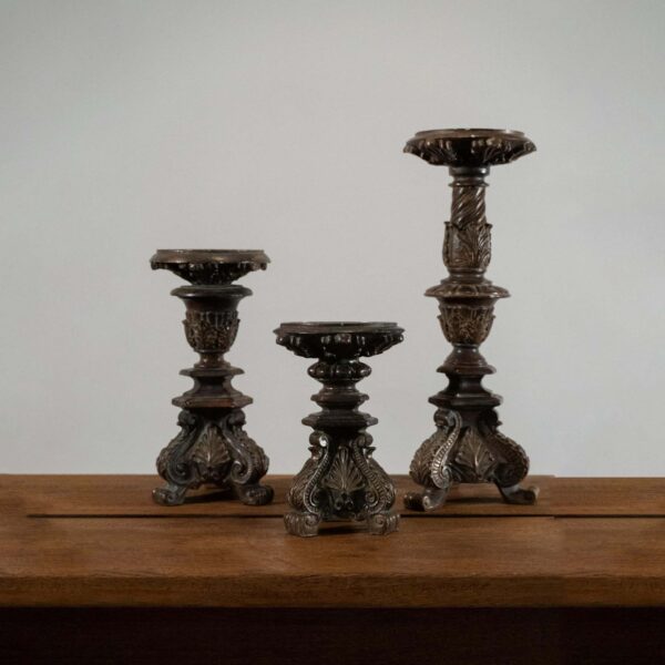 Set De Candelabros Estilo Francés En Resina